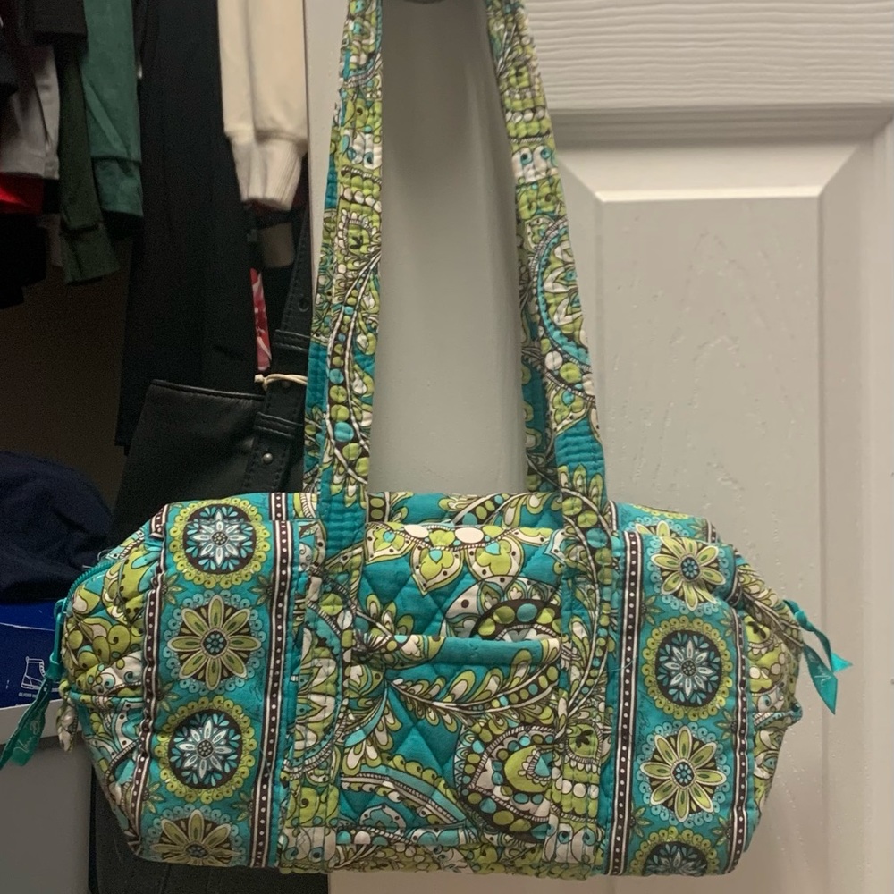 Vera Bradley Peacock print Barrel bag. Retired pattern from 2017.